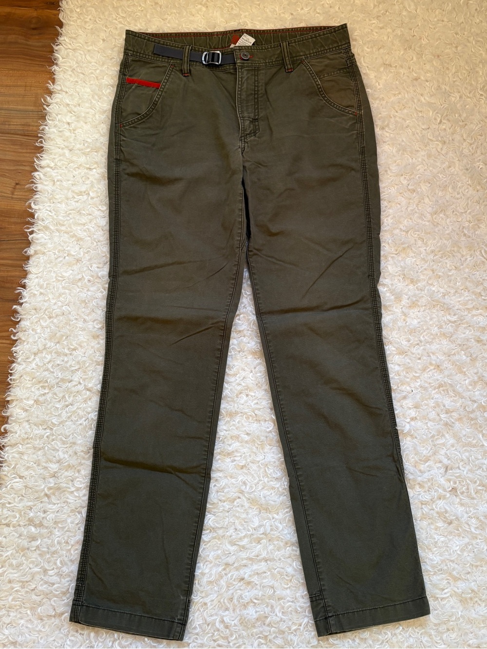 L.L. Bean Olive Green Slim Straight Chinos 33x34